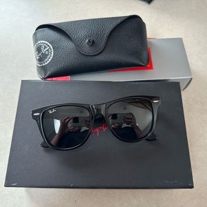Ray-Ban Wayfarer Sunglasses